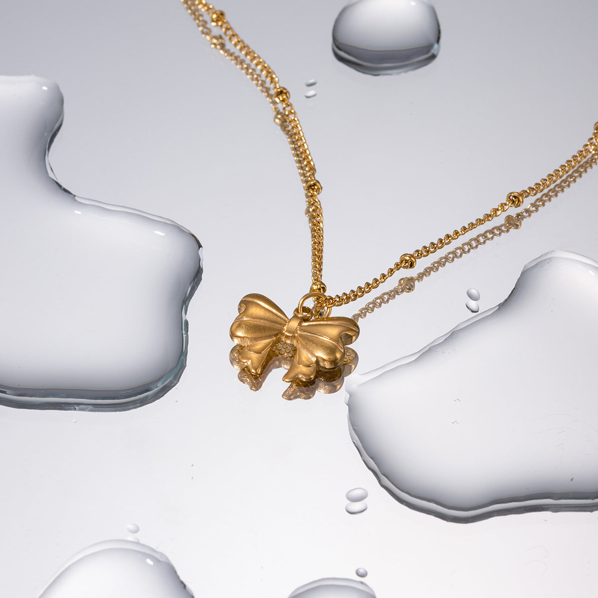 Exquisite Light Luxury 18K Gold Stainless Steel Bead Chain Butterfly Pendant Necklace